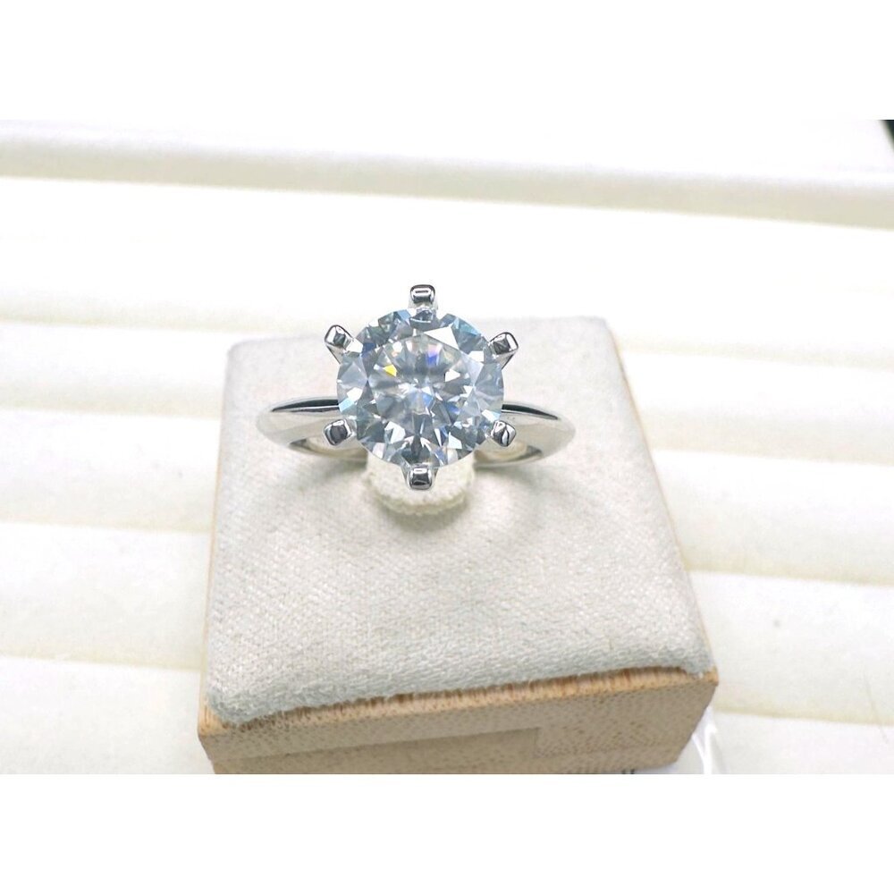 Moissanite Solitaire Engagement Ring 3.0Ct 9Mm Size 7 GRA Certified - Picture 7 of 12